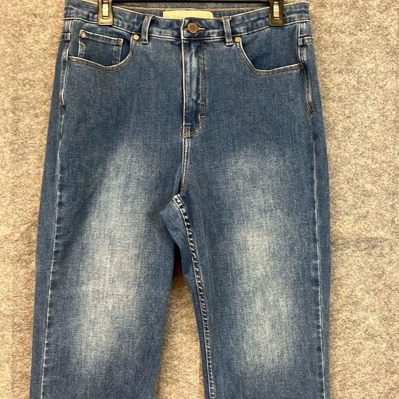 SOFT SURROUNDINGS Ultimate Denim Jeans Women's Sz 12 Blue High Rise Straight Leg - Picture 2 of 15